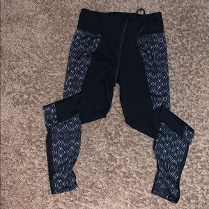 black leggings with print